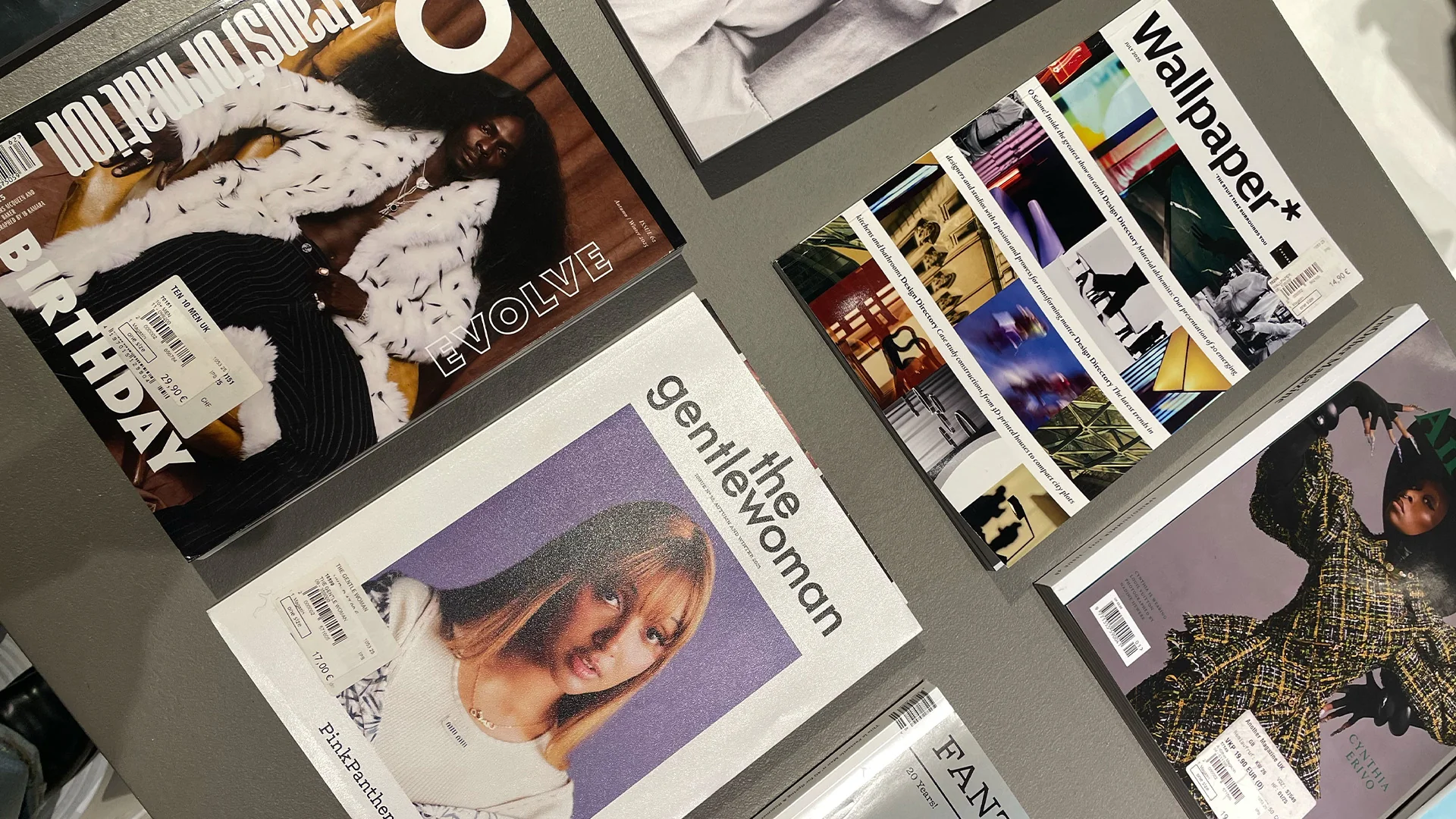 Exklusive Luxusmode bei Atelier X